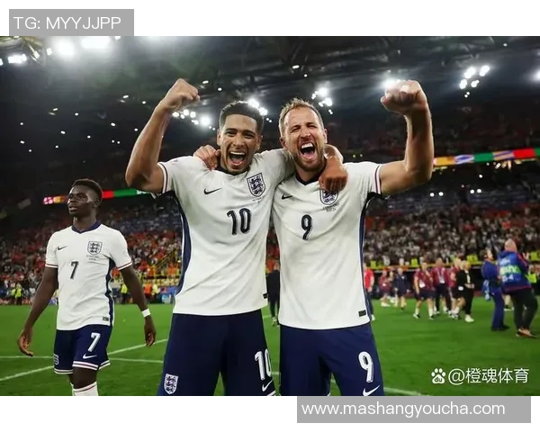 英格兰与荷兰友谊赛精彩回顾双方球员表现引人瞩目