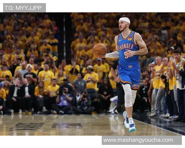 雷霆与猛龙激战正酣NBA赛场上演精彩对决引发球迷热议